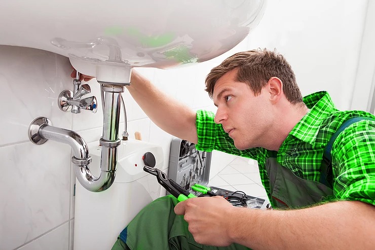 How do I Become a Plumber?