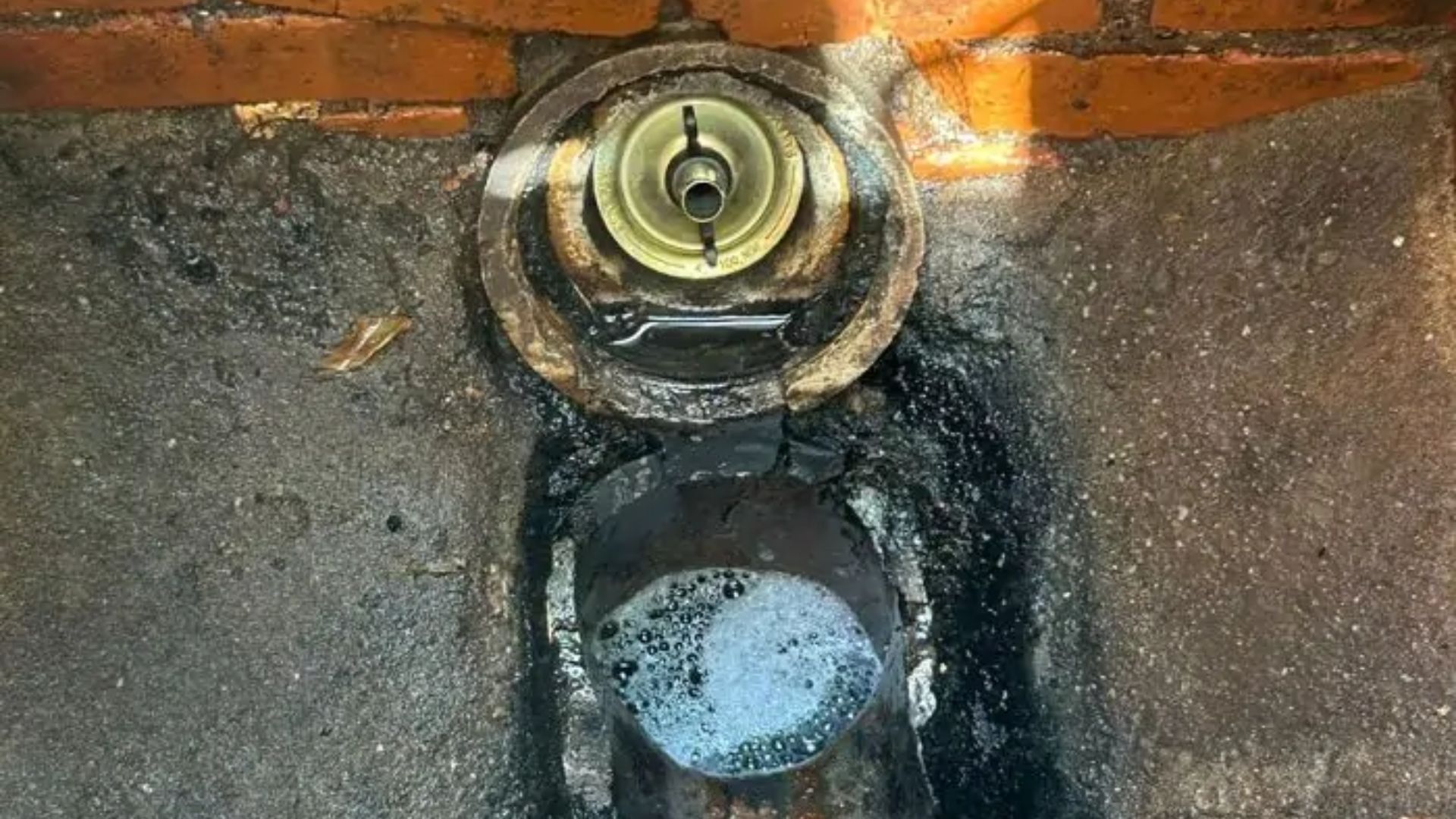 How to Get Rid of a Smelly Drain: Top Tips for Fresh Pipes